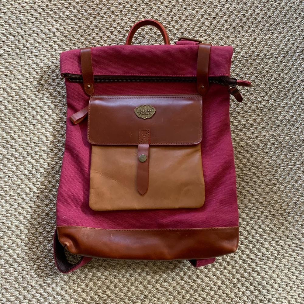 Backpack/Purse/Bookbag.